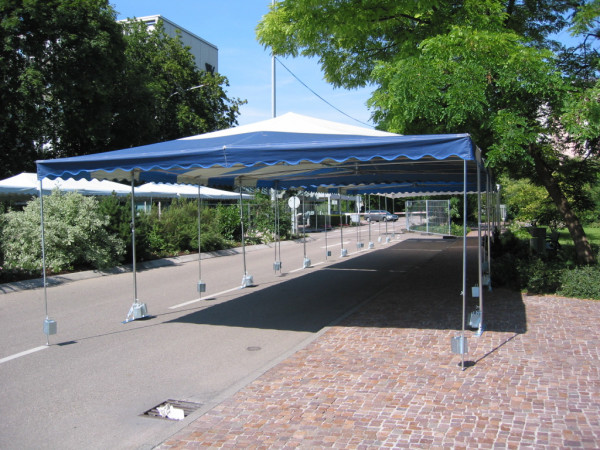 lambert-gmbh-goeppingen-marktsysteme-marktbedarf-marktschirme-zelte-baukastensystem-strassenfest