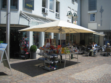 lambert-gmbh-goeppingen-marktsysteme-marktbedarf-marktschirme-rs-centro-strasssenverkauf-grossschirm